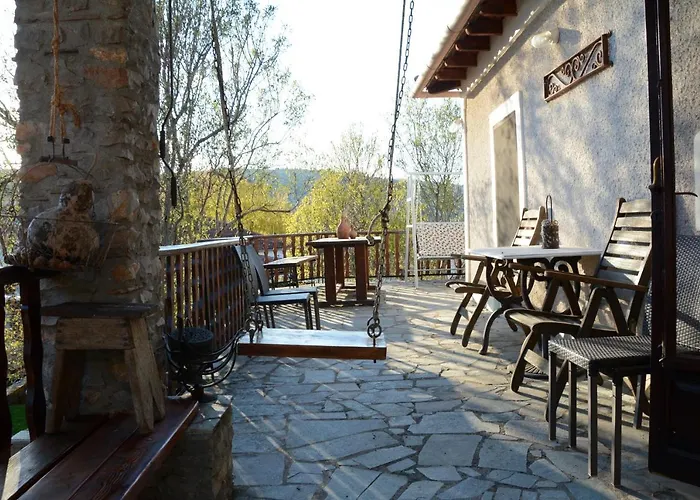 Giorgos\' & Noula\'S Cottage In Desfina Village- Near Delphi